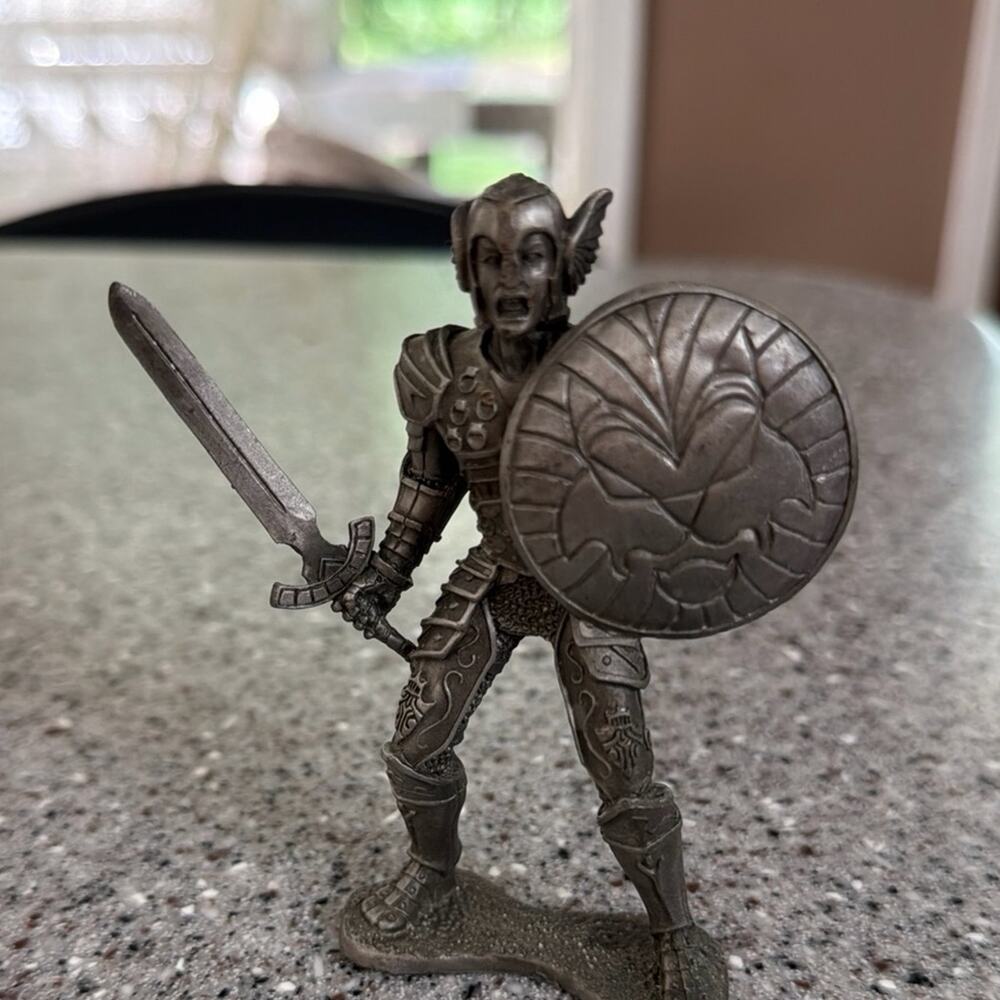 EverQuest Miniatures Gladiator Warrior RARE Gold Edition Figurine
